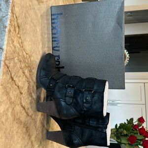 Luxury rebel, black, 2 inch heel -ankle booty-size 37 1/2